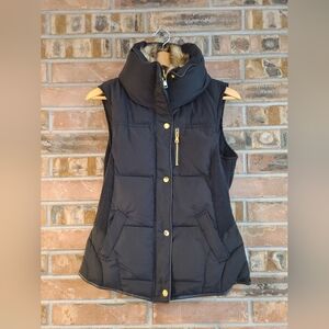 YMI Collection Puffer Vest w/ Fur Detailed Stitching Fleece Lining Gold Accents